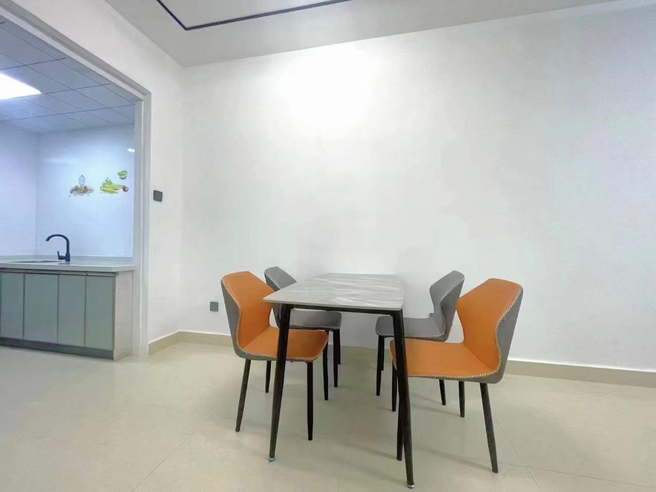 辰宸花园,面积：85平,售价：39万8,3栋2单元202