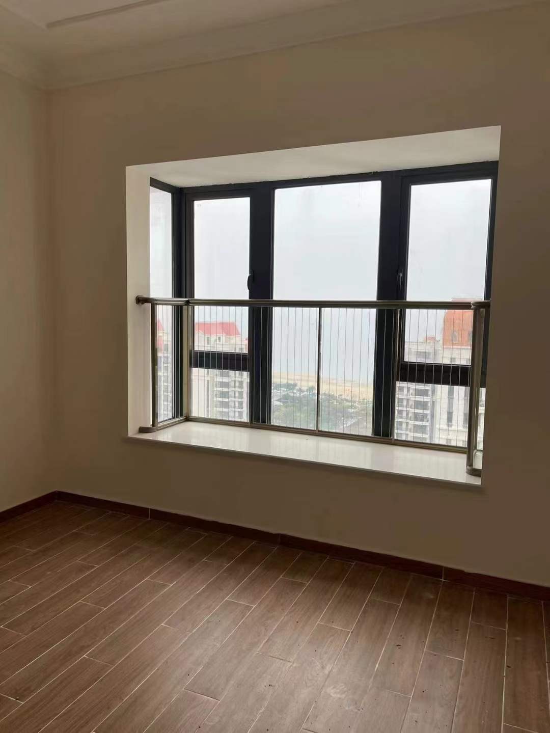 【恒大帝景】高端小区高层海景房，3➕1衣帽架➕2卫，只要86.8万