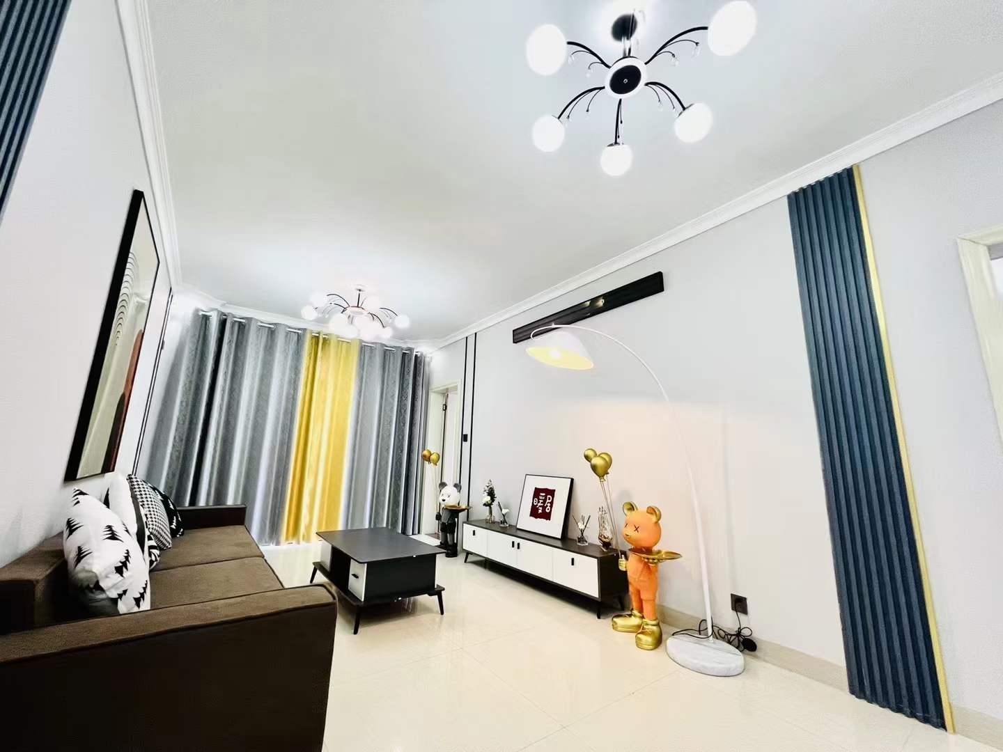 天赐碧园二期，108平，三房二厅，总价52.5万出售