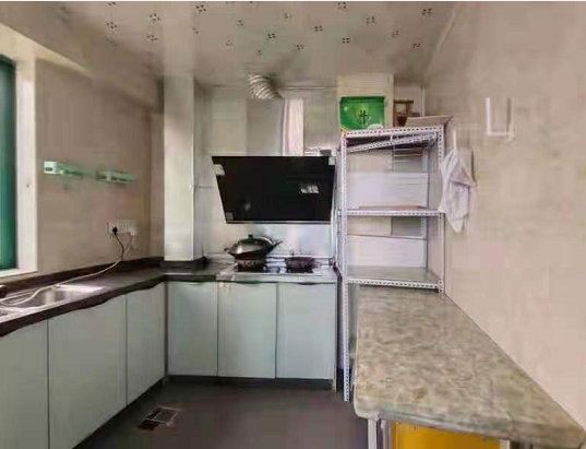 西南大道振星大厦，128平3房2厅1卫1阳台， 仅售62.5万