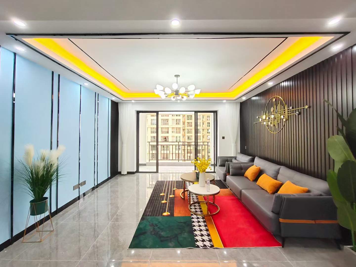 上海路园辉新都16楼125平方四房二厅二卫南北向新精装修业主售价68.5万