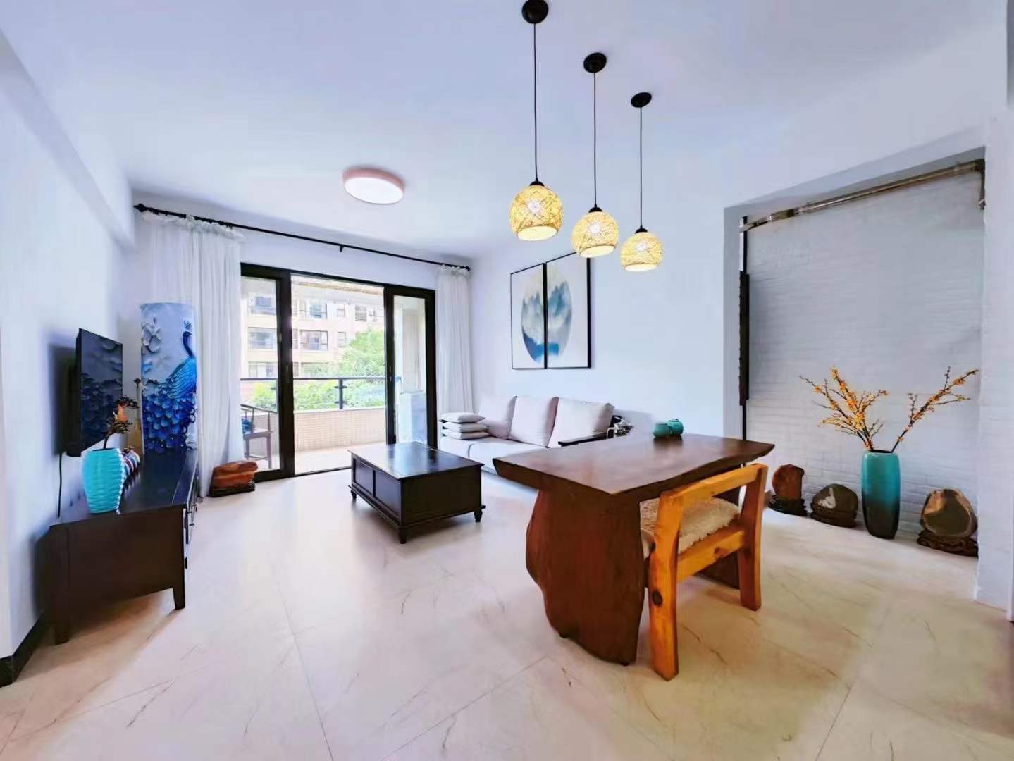 海岸华府3期，2房1卫，8平赠20平，售 46.8万